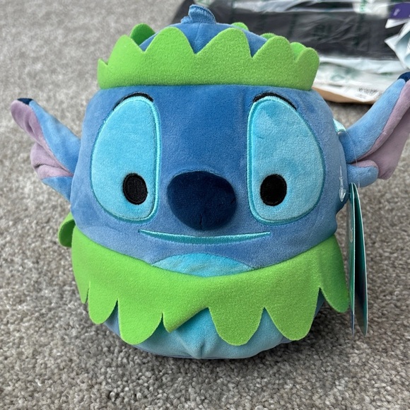 Disney Stitch Squishmallow Hawaiian hula NWT - Picture 8 of 8